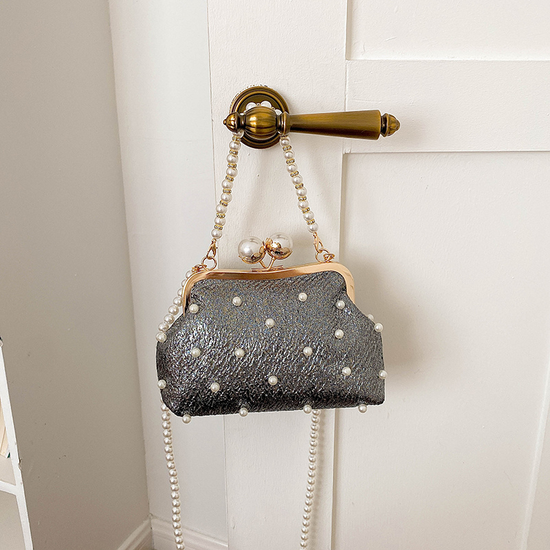 Luxury Bags That Are Affordable - Borsa Clutch da Sera con Decorazioni