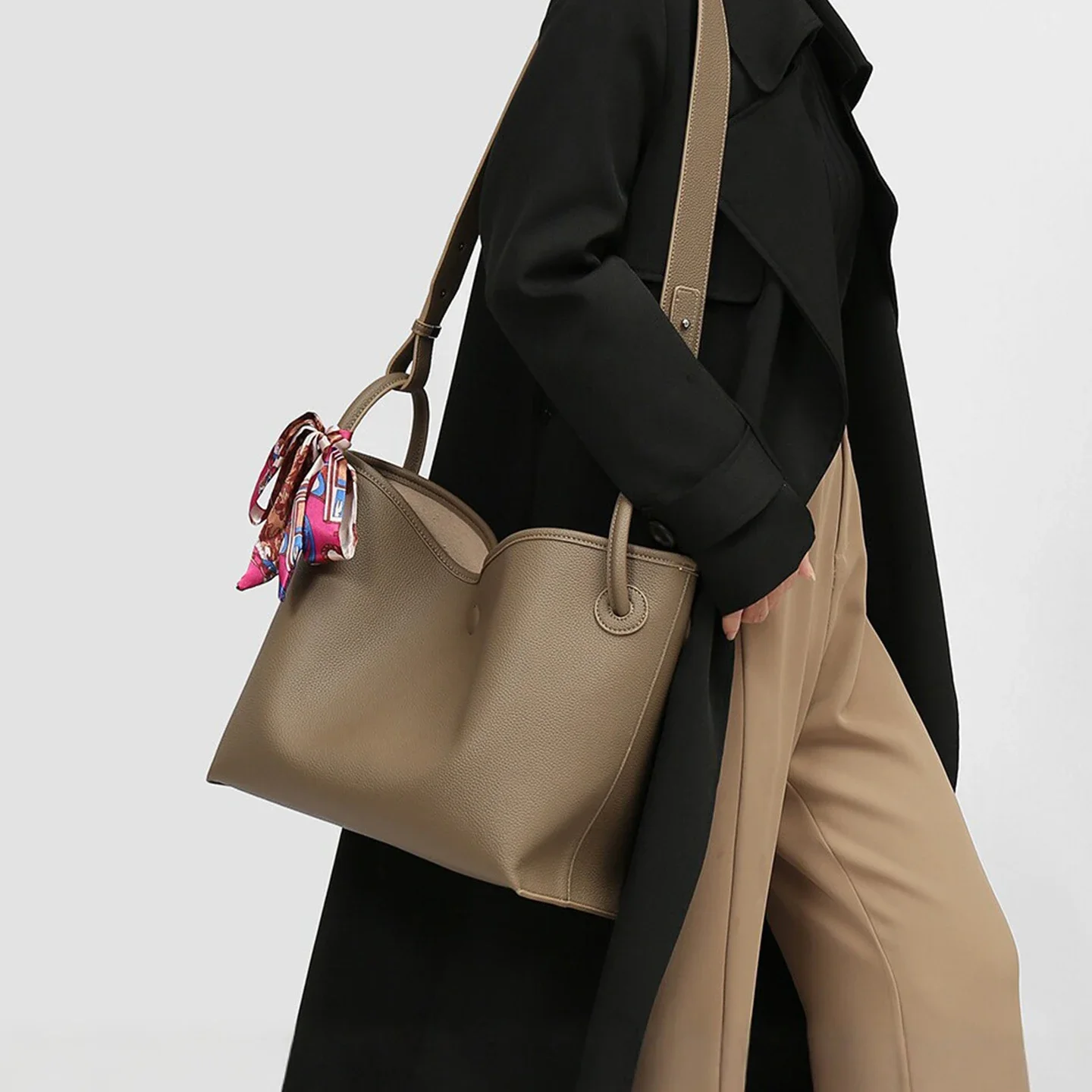 Luxury Bags China - Borsa a Mano di Lusso Leggera