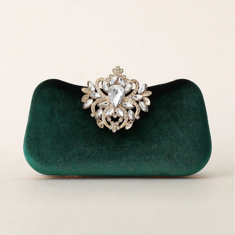 Borsa Clutch in Velluto Verde  - Luxury Bags Gold recensione e prezzo