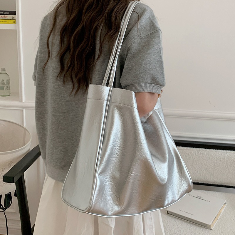 Borse a Spalla Casual di Grand - Luxury Bags Supplier recensione e prezzo