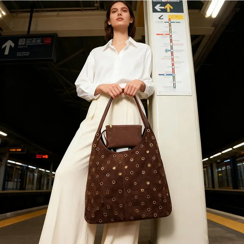 Borsa tote con borchie in meta - Accordion Wallet Zip recensione e prezzo