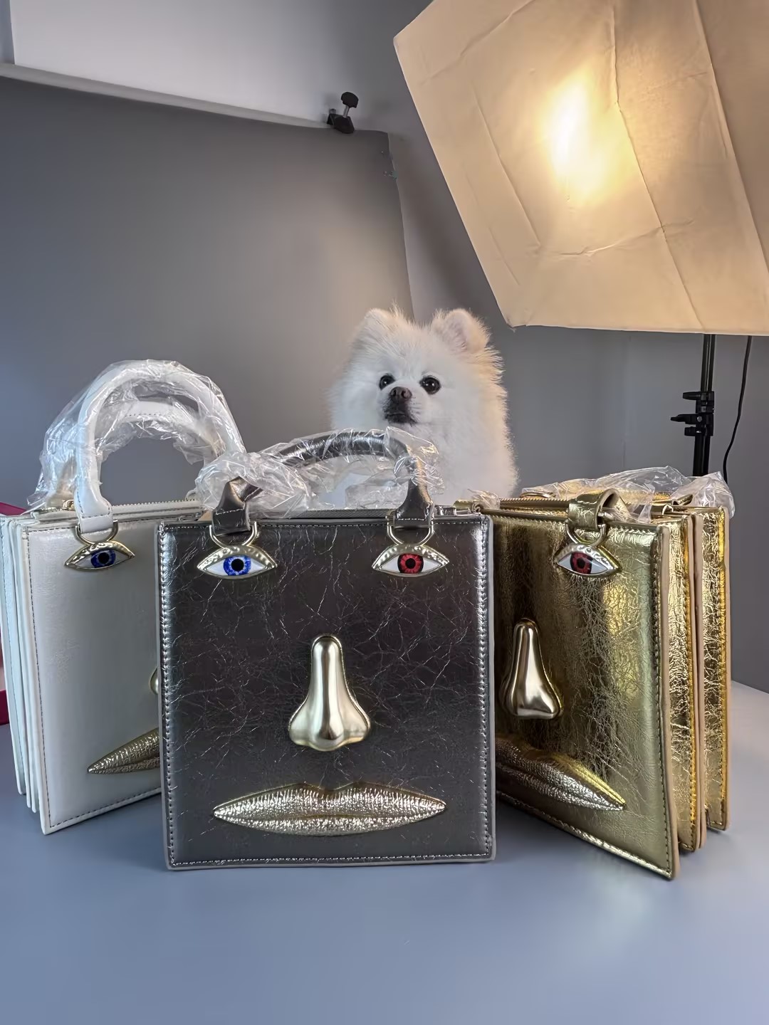 Borsa a tracolla da donna di a - Luxury Bags Gold recensione e prezzo