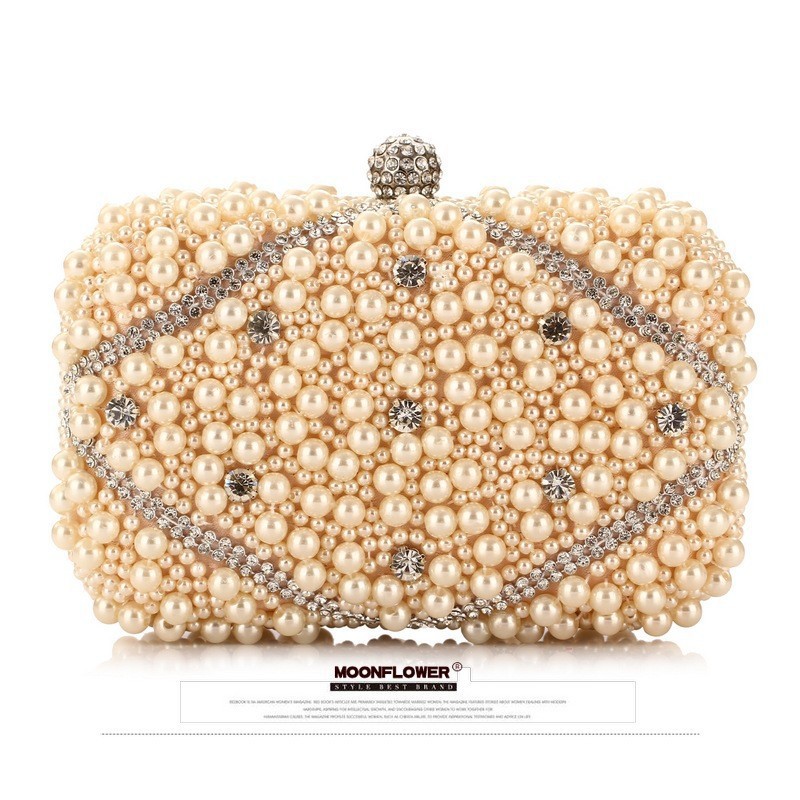 Pochette da sera con perle di  - Luxury Bags White recensione e prezzo