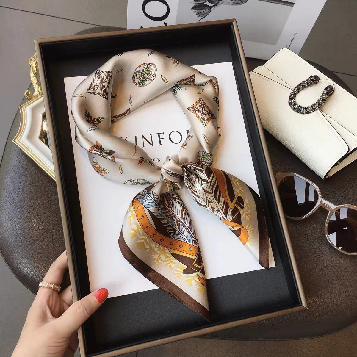 Moda di lusso Stampa 70 * 70 c - Luxury Bags Trending recensione e prezzo