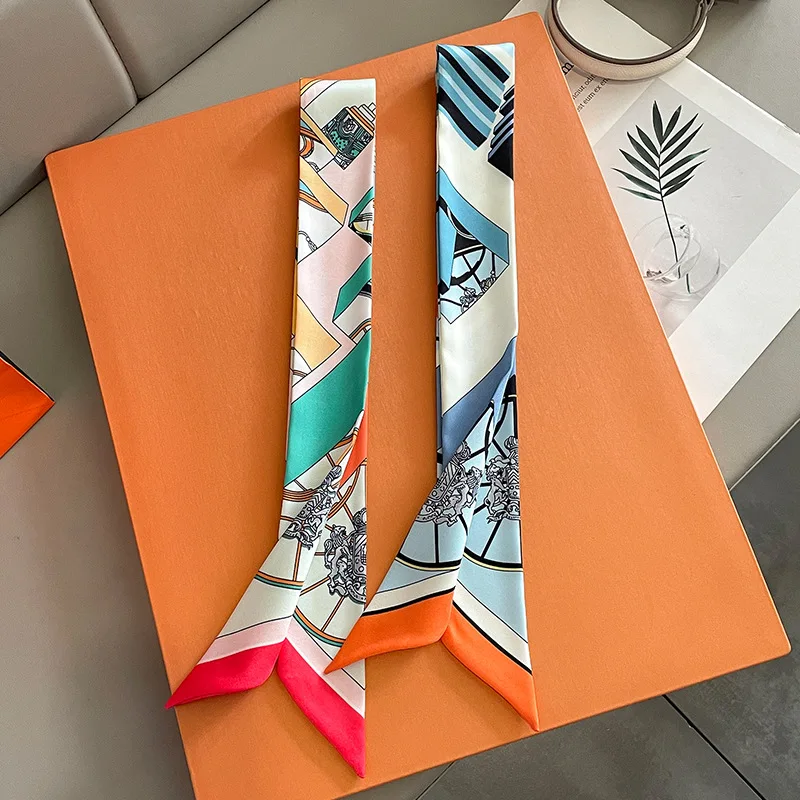 Sciarpa con tracolla stampata  - Luxury Bags Supplier recensione e prezzo